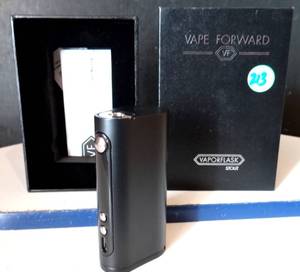 lot 213 image: Box 100w Vape Forward Vaporflask Stout - NIB