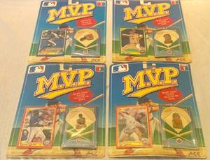 lot 16 image: 4 MVP Major League Players Collectible Pin Series 190 Sealed and unopened