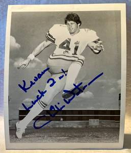 lot 51 image: Charlie Waters #41 8x10 Autographed Photo