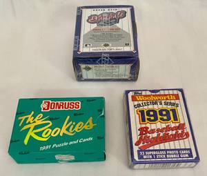 lot 107 image: 3 Unopened packages of Baseball Cards See Pictures