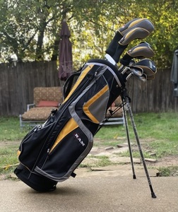 lot 128 image: Ram Stand Bag & Left Handed Clubs
