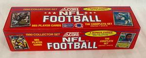 lot 159 image: 1990 Score NFL Football Collector Set