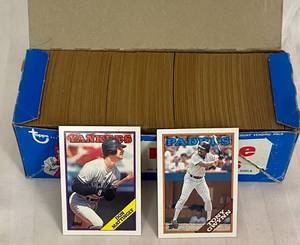 lot 164 image: 1988 Topps Baseball Picture Cards