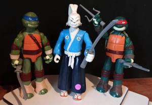 lot 34 image: 2016 Playmates Toys Teenage Mutant Ninja Turtles & Usagi Yojimbo Rabbit