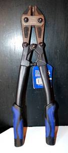 lot 57 image: KOBALT 14 BOLT CUTTER WITH TAGS