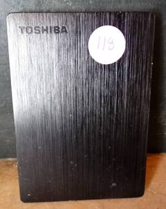 lot 118 image: Toshiba 500GB External Hard Drive HDD DTD205 USB 3 Sleek External