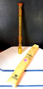 lot 136 image: Canto CR101Y 1-Piece Soprano Recorder - Translucent Yellow