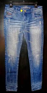lot 150 image: WOMENS ALMOST FAMOUS JEANS - SIZE 7 - EXCELLENT CONDITION