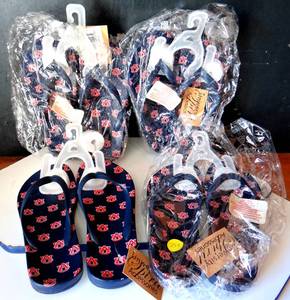 lot 234 image: NEW WTAGS - AUBURN CHILDRENS FLIP FLOPS (4X$)