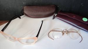 lot 242 image: PRESCRIPTION DESIGNERS FRAMES - GUESS & WIRE FRAME
