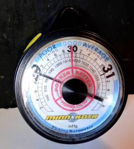 lot 246 image: MINN KOTA FISHING BAROMETER