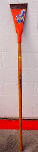 lot 252 image: Village Blacksmith, The Mutt, Vintage Large Thick Scraper Tool, 7 wide - CHOPS, SCRAPES, DIGS