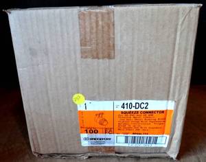 lot 257 image: BIG $ LOT - NEW SEALED BOX OF 100 PCS - Bridgeport 410-dc2 Conduit Squeeze Connector 1 Inch Non-insulated for Armored Cable
