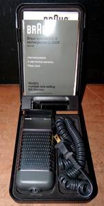 lot 261 image: Vintage Braun CI 3525 Rechargable Cordless Shaver Made In W Germany - WORKS GREAT