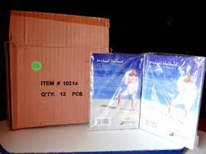 lot 274 image: MICHAEL HOLLAND DUAL 4 X 6 ACRYLIC FRAMES - BOX OF 12 NEW