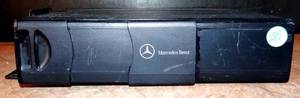 lot 289 image: Mercedes CD-Wechsler MC3010 Becker BE4716 APS30 Alpine Audio10CD COMMAND