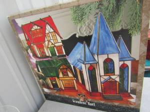 lot 48 image: Village GRANDERUR NOEL  Guardian angel light house NIB