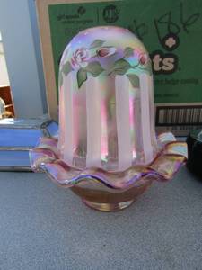 lot 76 image: Pink fairy light, blown glass dcor, shadow picture frame, blue glass trinket, west lox alarm clock, Timex indigo alarm clock