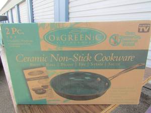 lot 11 image: OrGREENic kitchen ware ceramic non stick cook ware  10 frying  pan set, NIB