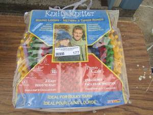 lot 177 image: Knifty Knitter round loom maker NIP