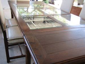 lot 15 image: SILVER APPLE BEVELED LEADED Glass top Dining Table with 2 leaves, 6 square tile shaped pieces,   6 -  42 tall beaded chairs includes 2 captain chair. Table with leaves 30x9x45 without leaf 18x45