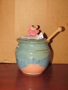 lot 51 image: Honey Bee bear container
