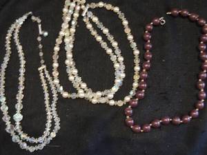 lot 94 image: 2 vintage crystal and 1 glass bead necklaces