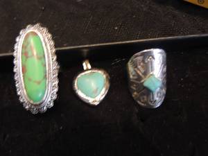 lot 97 image: 3 Turquoise rings