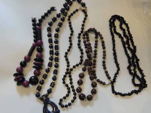 lot 73 image: 7 dark tone glass and bead necklaces assorted styles