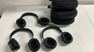 lot 50 image: Drop Panda Headphones (Lot of 4, broken hinges)