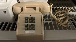lot 158 image: Vintage Phone Beige Ash Lot of 3