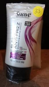 lot 33 image: Suave Anti Frizz Cream Sleek Smooth & Shine 3.5 oz (pack of 3) - NEWSEALED