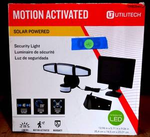 lot 40 image: UTILITECH 0982649 SOLAR POWERED MOTION ACTIVATED LED LIGHT $$