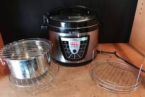 lot 98 image: As Seen On TV Power Pressure Cooker XL -WORKS