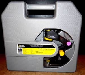 lot 105 image: NATIONAL GEOGRAPHIC 100X-1200X DIE-CAST MICROSCOPE SET IN HARD CASE