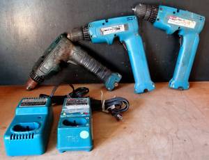 lot 178 image: VINTAGE MAKITA BATTERY POWERED TOOLS AND CHARGERS AS SHOWN