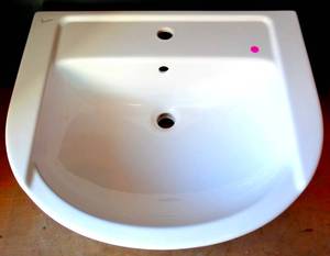 lot 189 image: BIG $ ITEM - PORCHER MADISON P122301 SINK (UNUSED)