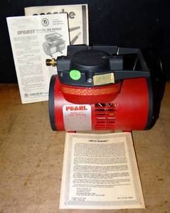 lot 230 image: PEARL MODEL P12 PROFESSIONAL AIRBRUSH COMPRESSOR - AS NEW IN BOX - WORKS $$$
