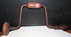 lot 285 image: HAND CRANK WOODEN CARPENTRY DRILL