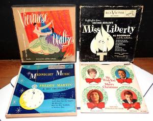 lot 288 image: VINTAGE COLLECTION OF 45 RECORDS
