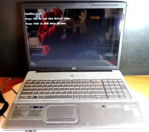 lot 444 image: HP G70 LAPTOP WINDOWS VISTA 3GB RAM INTEL PENTIUM DUAL CORE - NEEDS NEW OPERATING SYSTEM