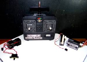 lot 377 image: Vintage ACOMS AP-275 MK-III Techniplus 2-Ch Radio Control Transmitter wExtras as shown