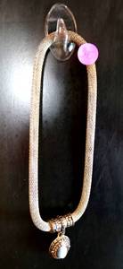 lot 395 image: LOVELY CHOKER STYLE NECKLACE WITH CATS EYE STYLED STONE