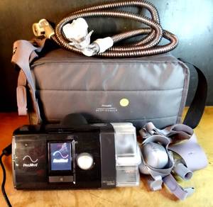lot 403 image: ResMed Airsense 10 Autoset CPAP Machine with Humidifier, Hoses, Masks & Case - TESTEDWORKS $$$