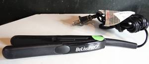 lot 420 image: BeLiss PRO MINI FLAT IRON - BEL3050