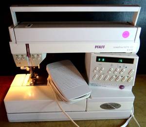 lot 452 image: BIG $ ITEM - Pfaff Creative 1473 CD, Domestic Sewing Machine - TURNS ONCONTROLS WORK WITH PEDAL