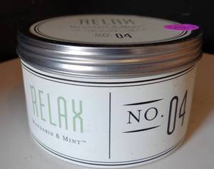 lot 458 image: Relax Aromatherapy Candle in Tin, Mandarin & Mint Scent, 11 Ounces (LIGHTLY USED)
