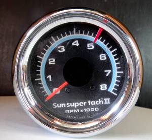 lot 477 image: VINTAGE SUPER SUN TACH II 8,000 RPM BLUE-LINE TACHOMETER