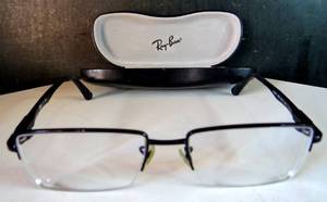 lot 499 image: RayBan DESIGNER FRAMES W PRESCRIPTION LENSES & CASE
