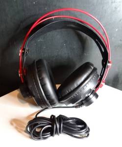 lot 538 image: SCARLETT HP60 HEADPHONES